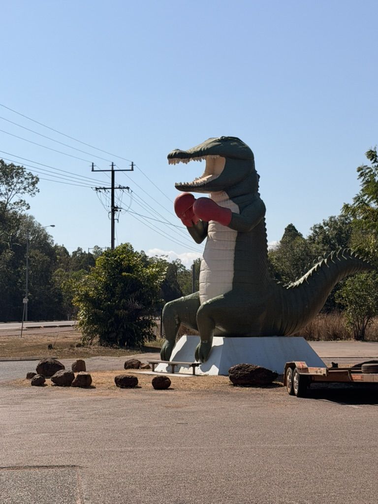 The giant boxing crocodile statue at Humpty Doo